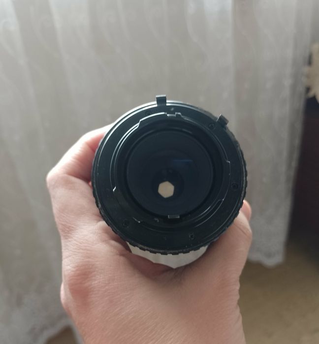 Об'єктив Vivitar 75-200 mm