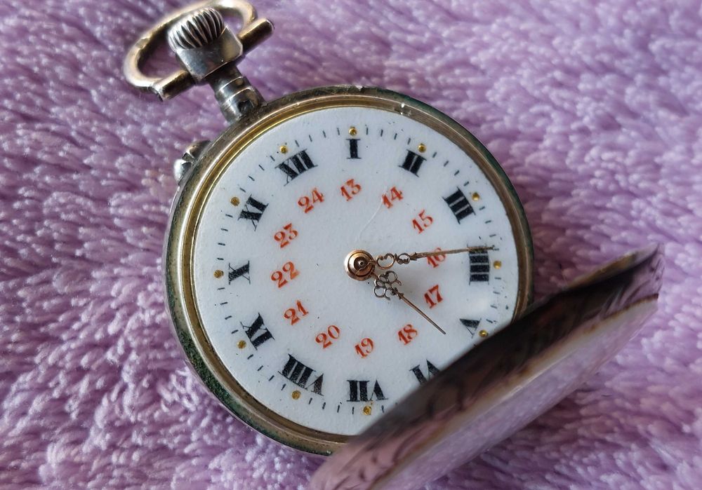 Relogio de bolso em Prata de Senhora [30mm] - 1900