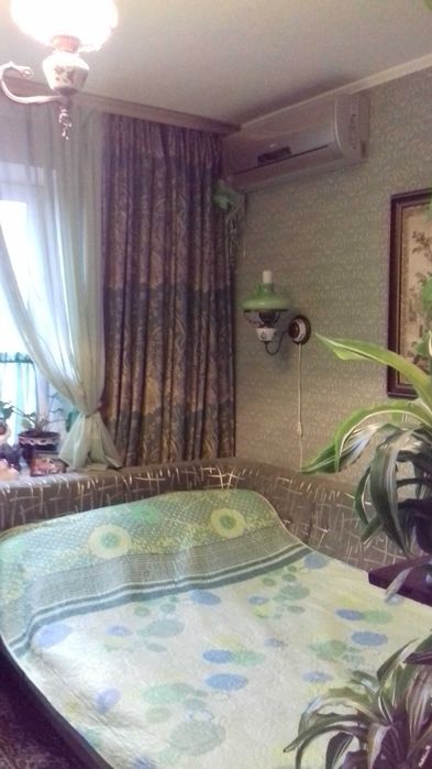 Продаж 3-кімнатної квартири в самому центрі Броварів.