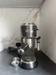 Ekspres do kawy DeLonghi Dedica
