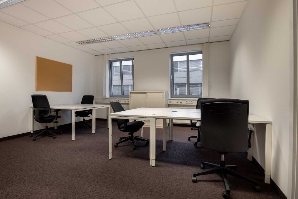 Wynajem biura w Gdńsku:Prywatna 5-osobowa w  Regus Opera