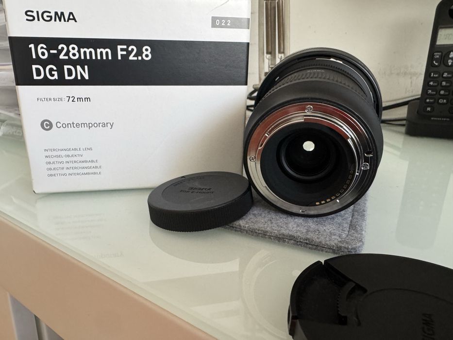 Objectiva Sigma 16-28mm f/2.8 DG DN