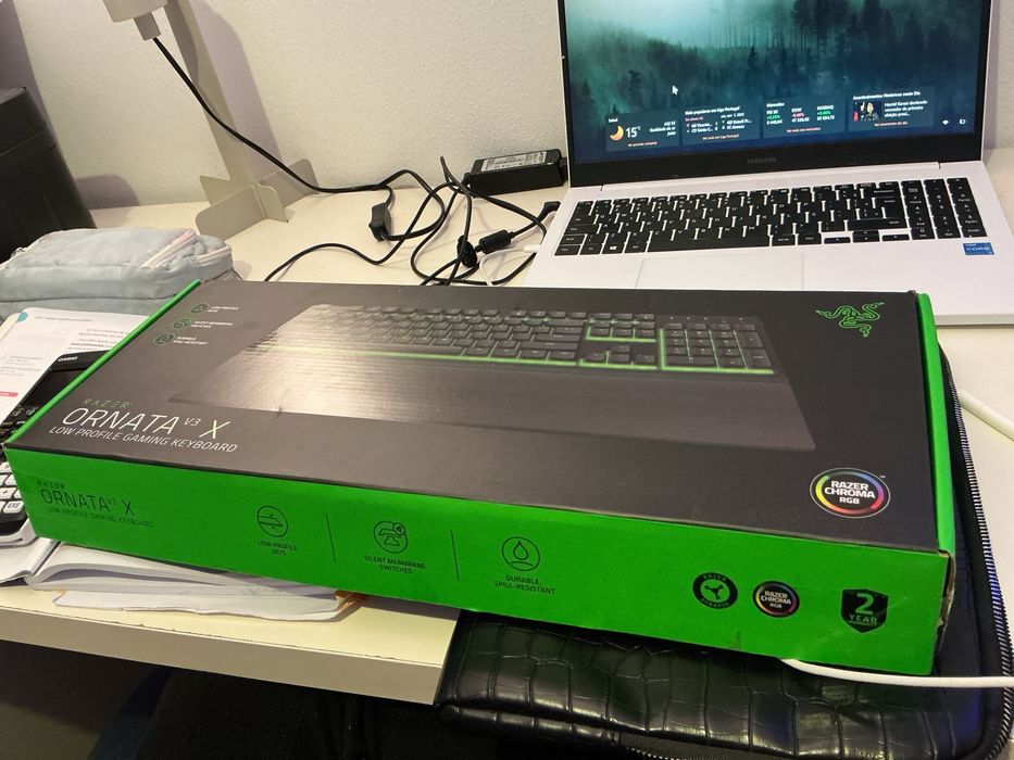 Teclado gamer LED - NOVO E EMBALADO (Razer)