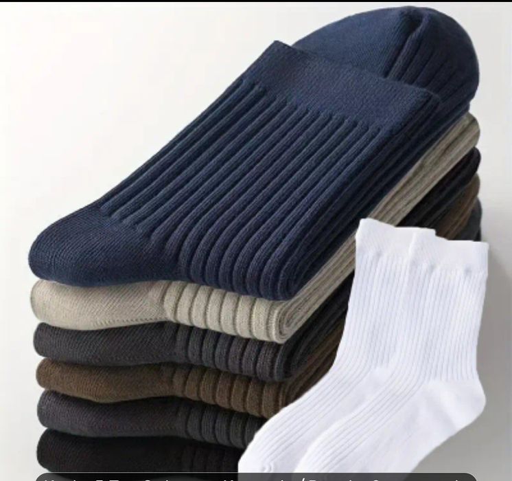 Продам теплі шкарпетки для всієї родини.