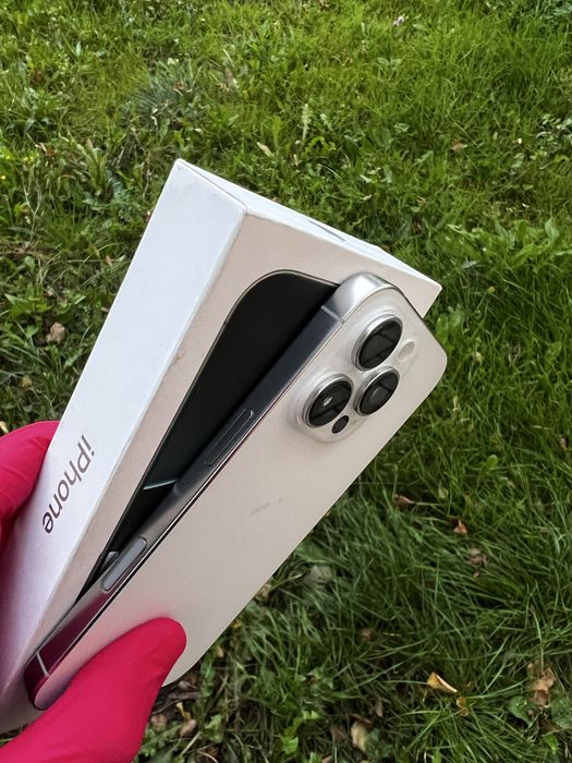 iPhone 16 PRO 256