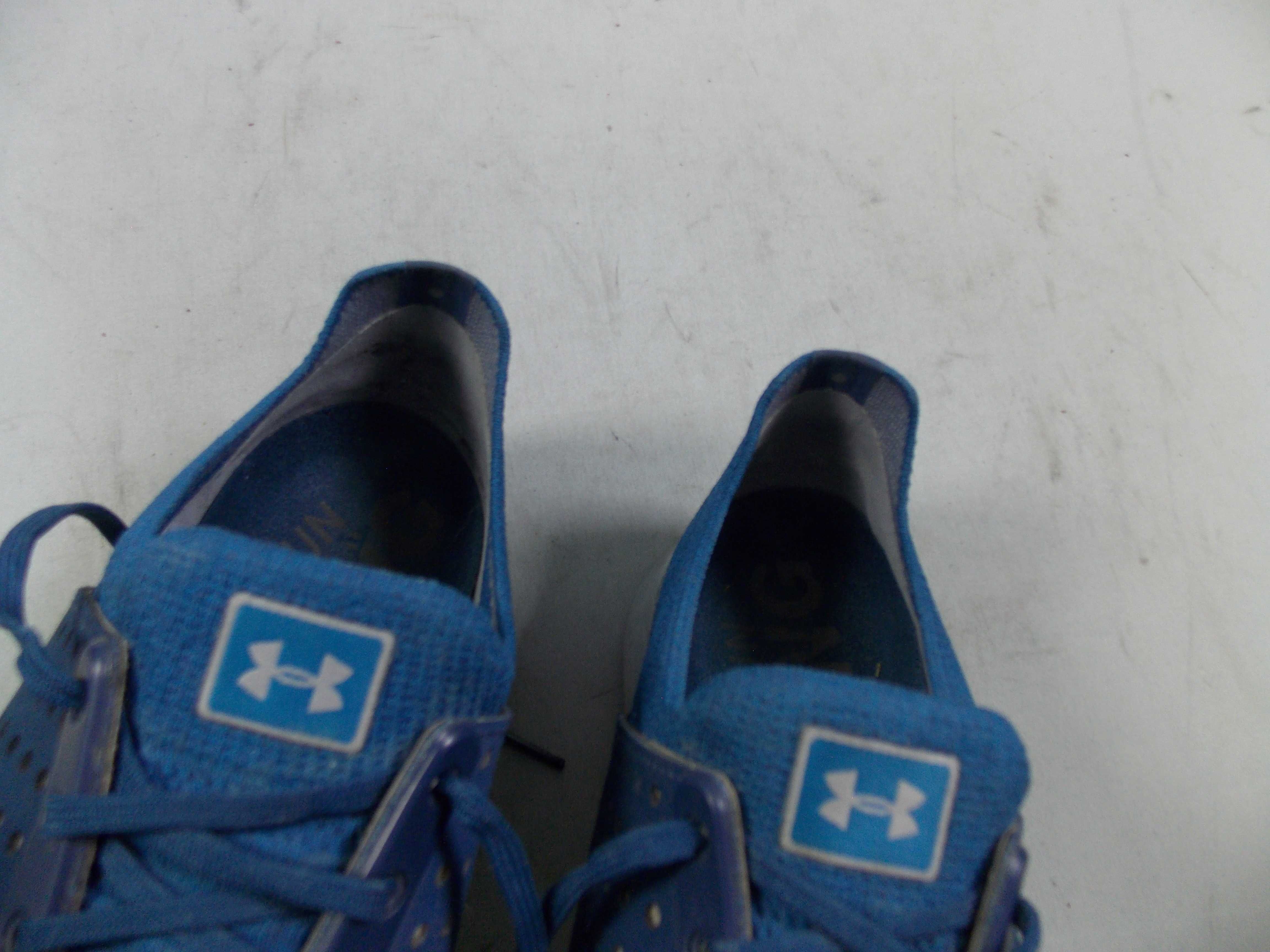 Under Armour Strive 7 1295724-400