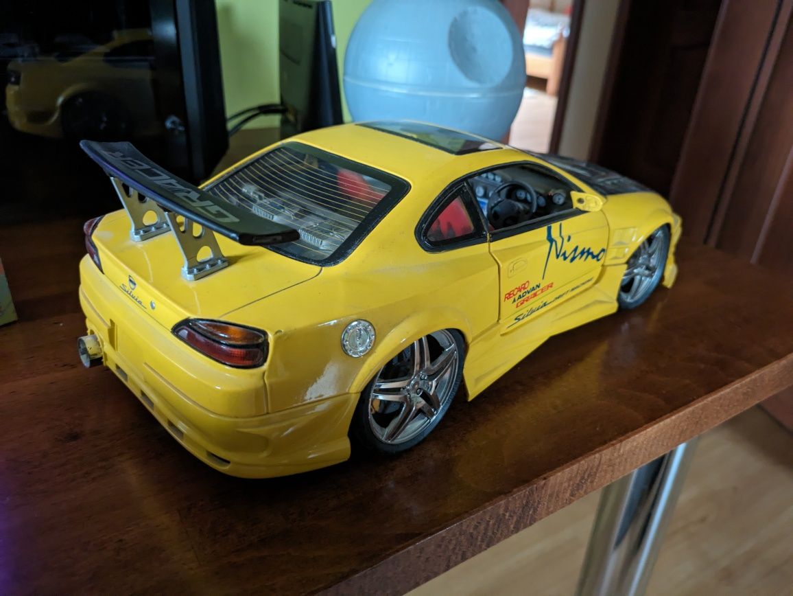 Model Nissan Silvia S15 1:12 Extreme Tuner