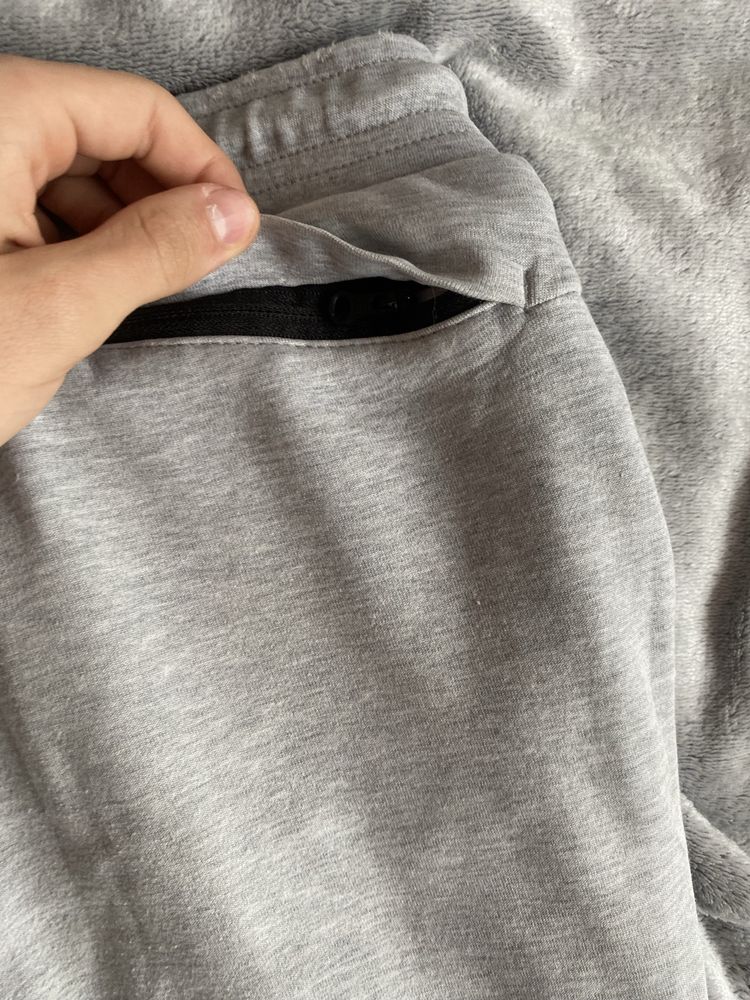 шорти nike tech fleece
