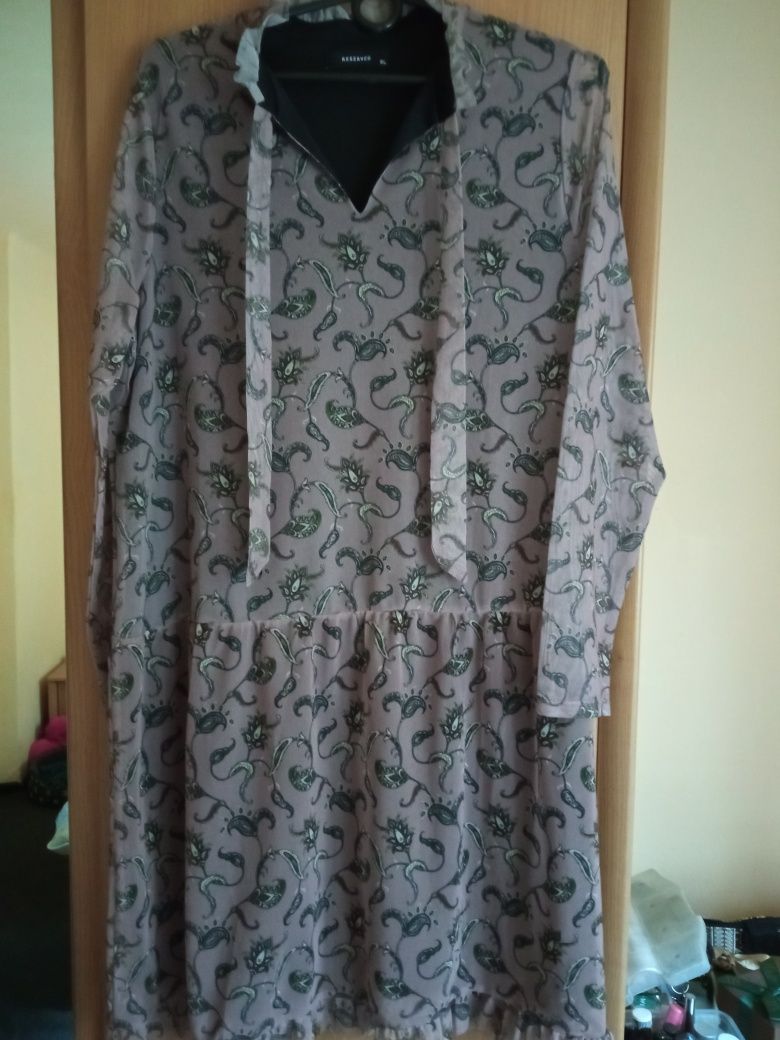 Sukienka zwiewna Reserved XL