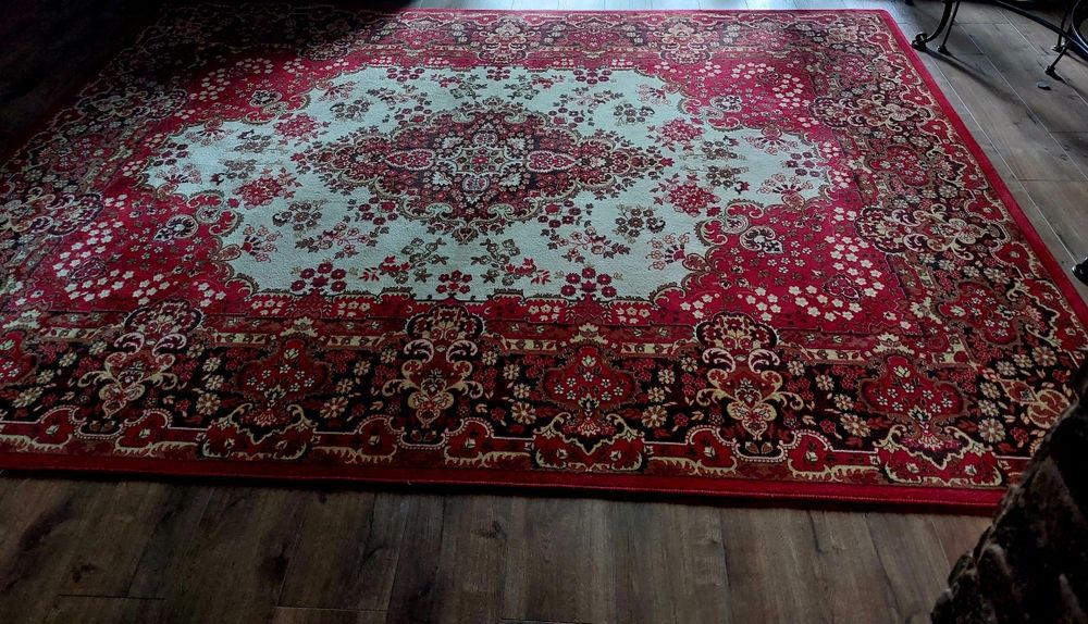 Klasyczny dywan orientalny w kolorach bordo i kremu – 320×155 cm
