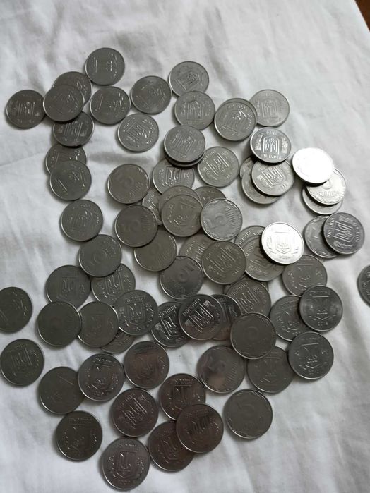 5 копійок 1992р.Україна. 5 копеек 1992г.Украина 2003-2015р.р.