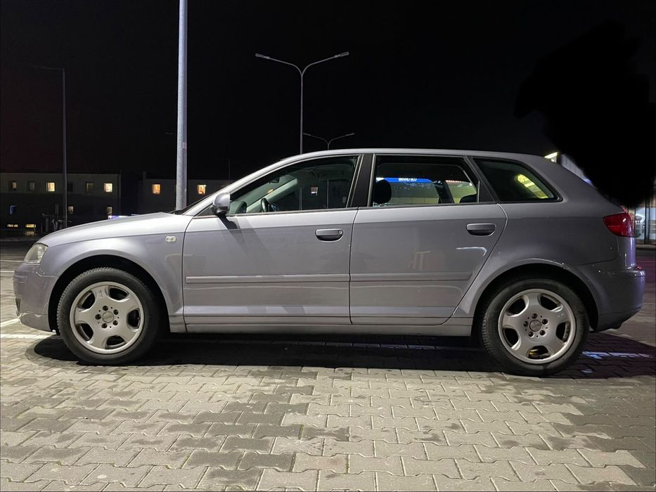 Audi A3 Sportback A3 1.6 benzyna , 5 drzwi, polski salon, zadbany, przebieg 102 tys. km