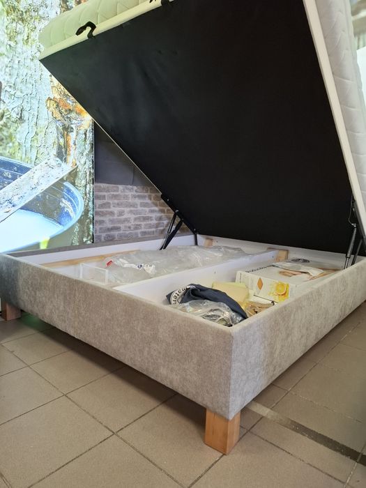 Nowe łóżko tapicerowane 160x200 od ręki beżowe