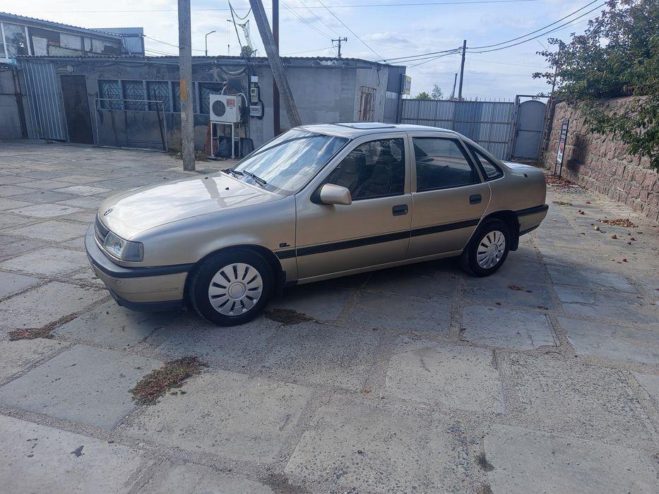 Продам Опель вектра А