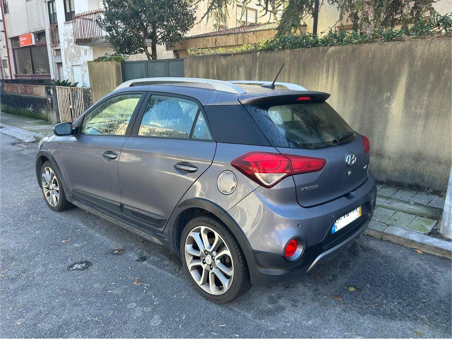 Hyundai i20 Active 1.4Crdi - c/102.000kms