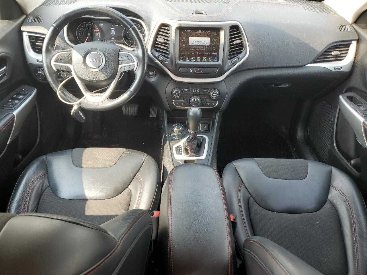 Jeep Cherokee Trailhawk 2018
