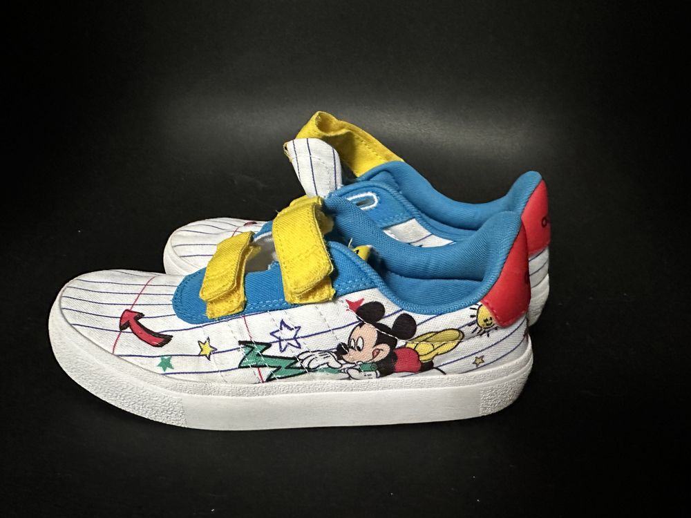 Оригінальні кеди adidas disney Mickey Mouse 33 р.