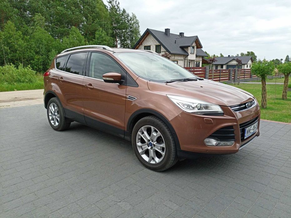 Ford Kuga II 2.0 TDCI 4x4 163 KM Titanium bogate wyposażenie