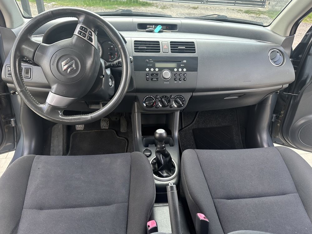 1.3 benzyna klimatyzacja 4x4 sprowadzony z Niemiec