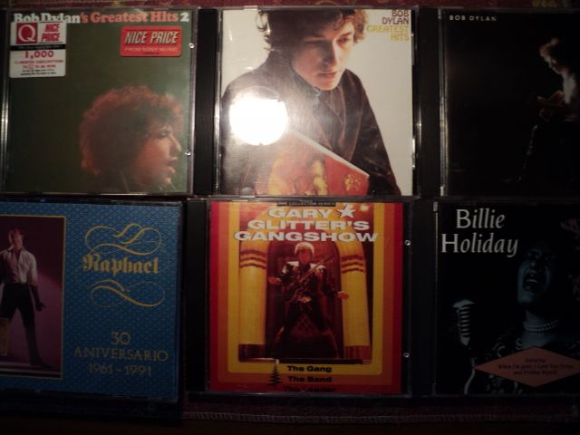 Neil Diamond Bob Dylan Gary Glitter Raphael Holiday