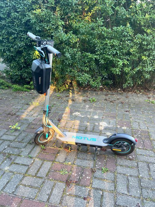 Hulajnoga elektryczna Motus