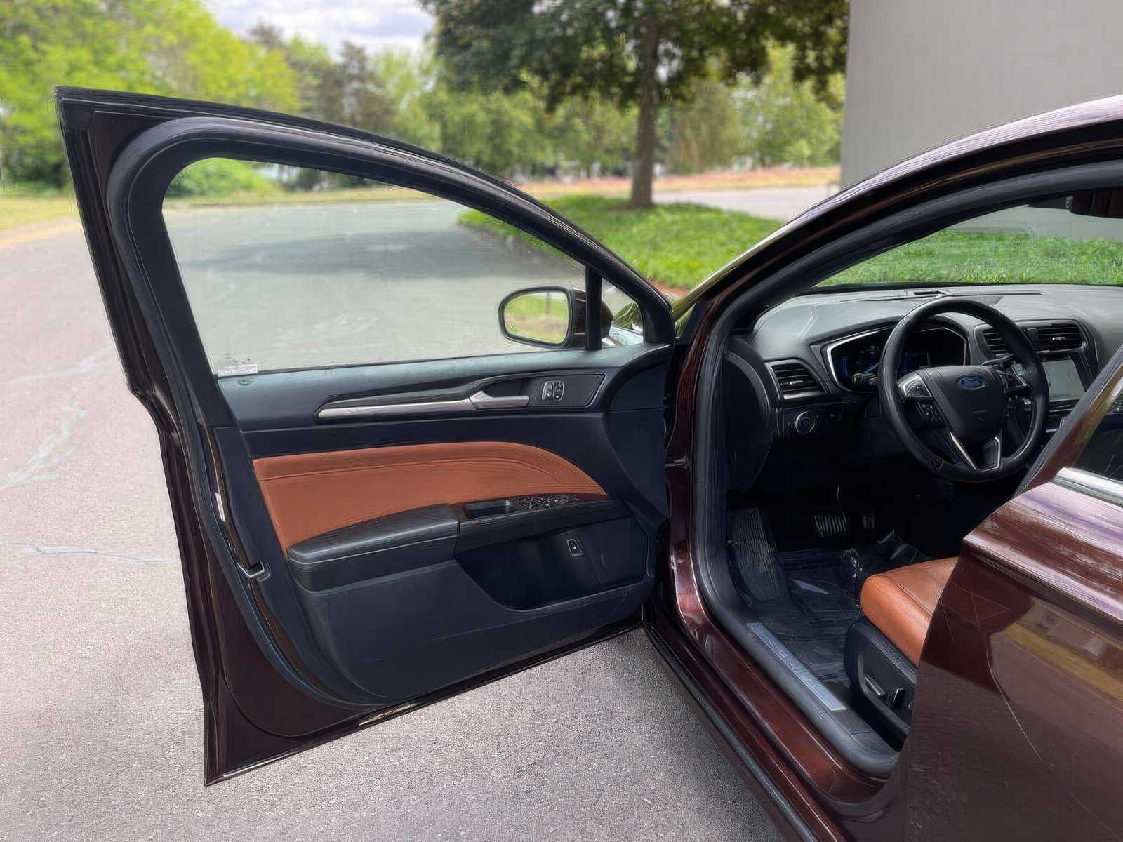 2019 Ford Fusion Energi Titanium