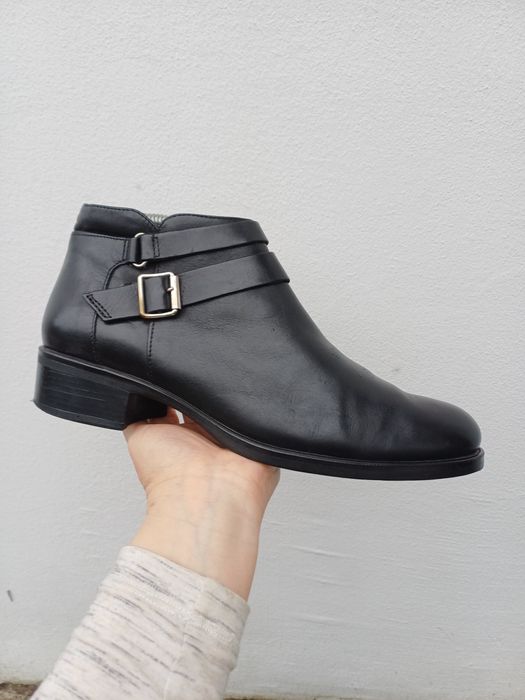 Жіночі шкіряні черевички 39 розміру