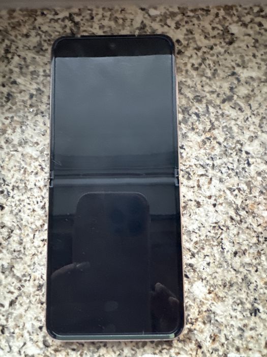 Samsung Z Flip 4