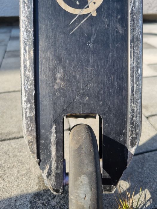 Hulajnoga wyczynowa (apex ethic Blant odi)