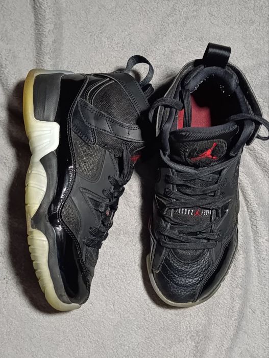 Кросівки Джордани  6 ретро