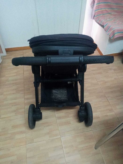 Carrinho CHICCO em ótimo estado