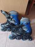 Vendo patins em linha para criança. Reguláveis no tamanho 32 -35..