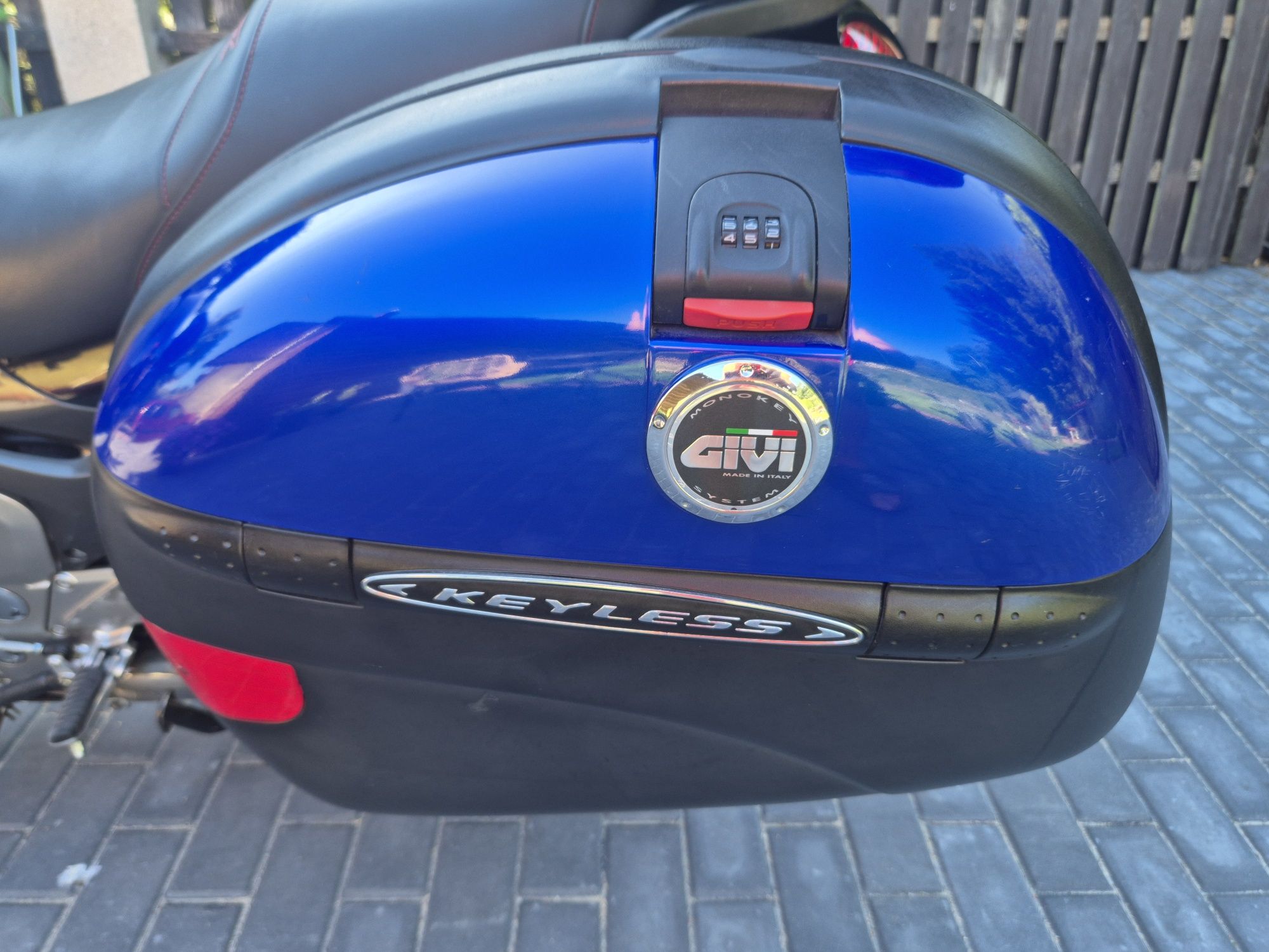 Kawasaki ZZR1200 . 23 000km, salon Polska.