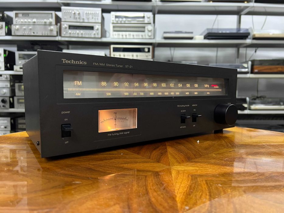Tuner radiowy Technics ST-Z1, Audio Room