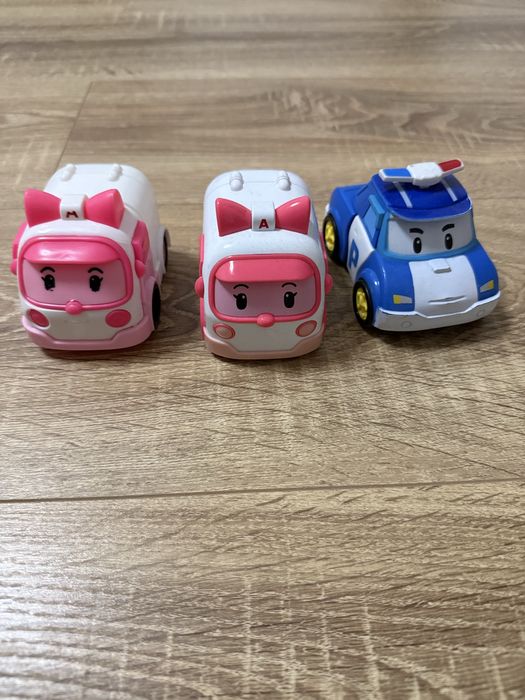 Робокари Поллі, Ембер за все 100 грн