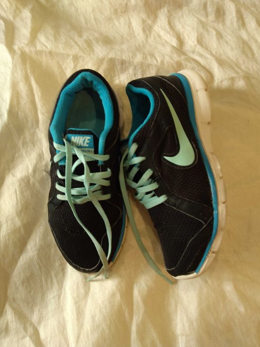 Кроссовки на девочку,Nike