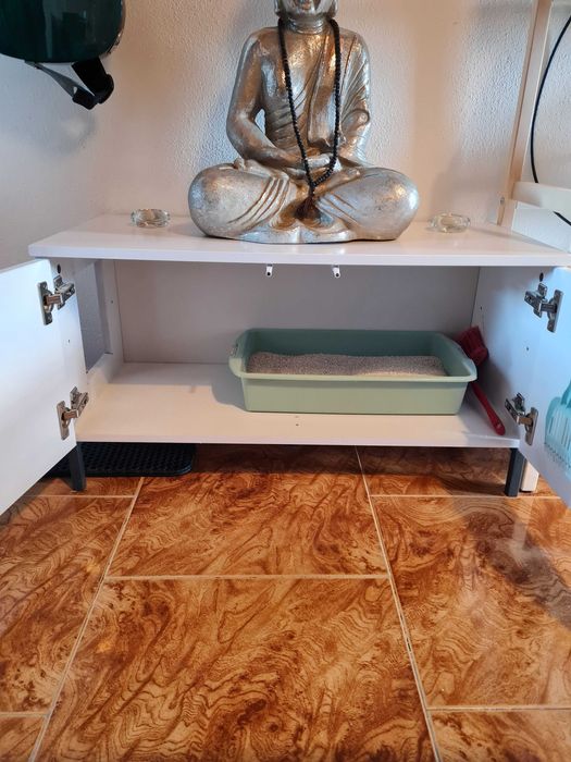 Caixa de areia oculta para gato