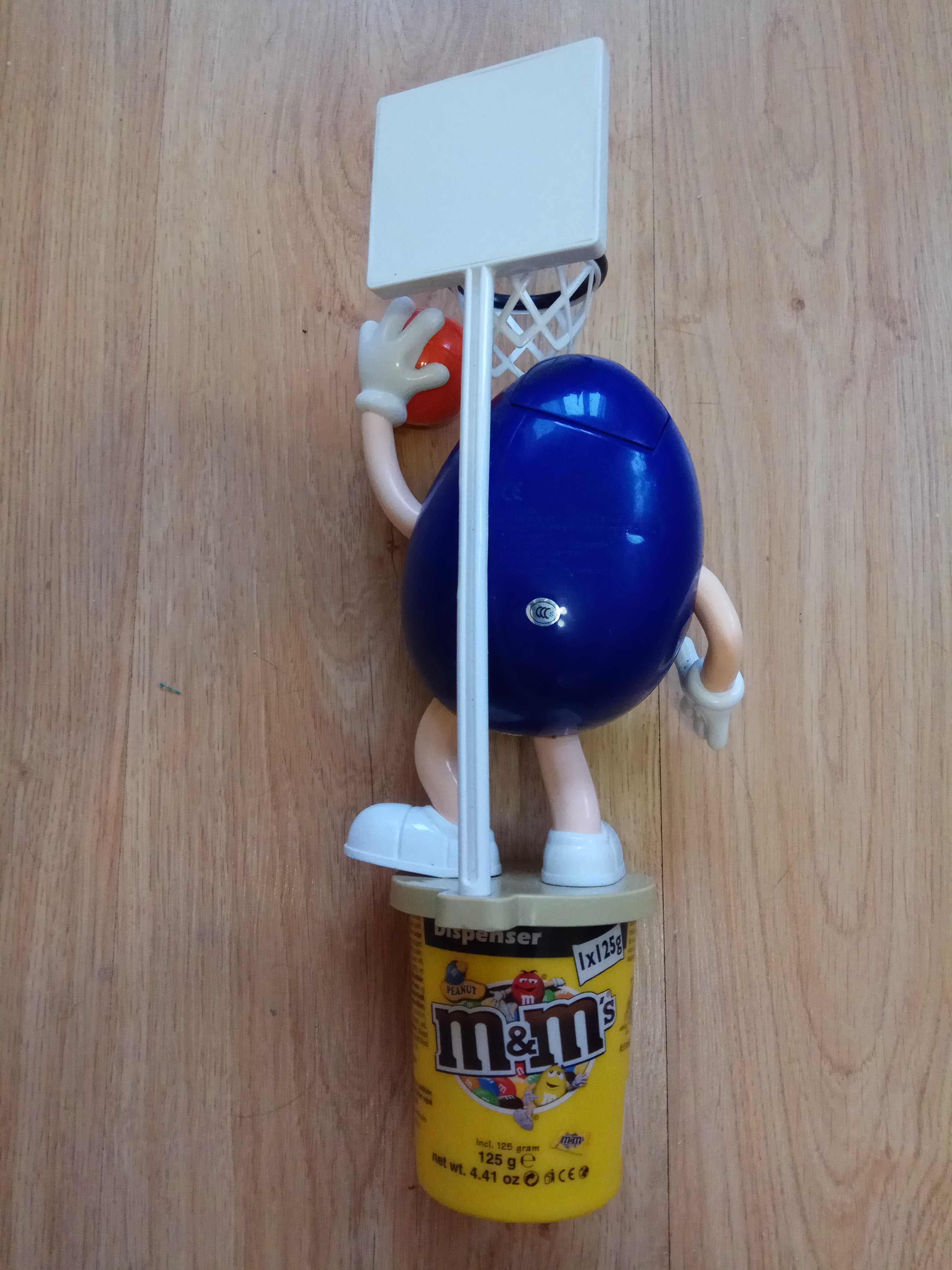 M&M's Handheld Dispenser Диспенсер Баскетболист