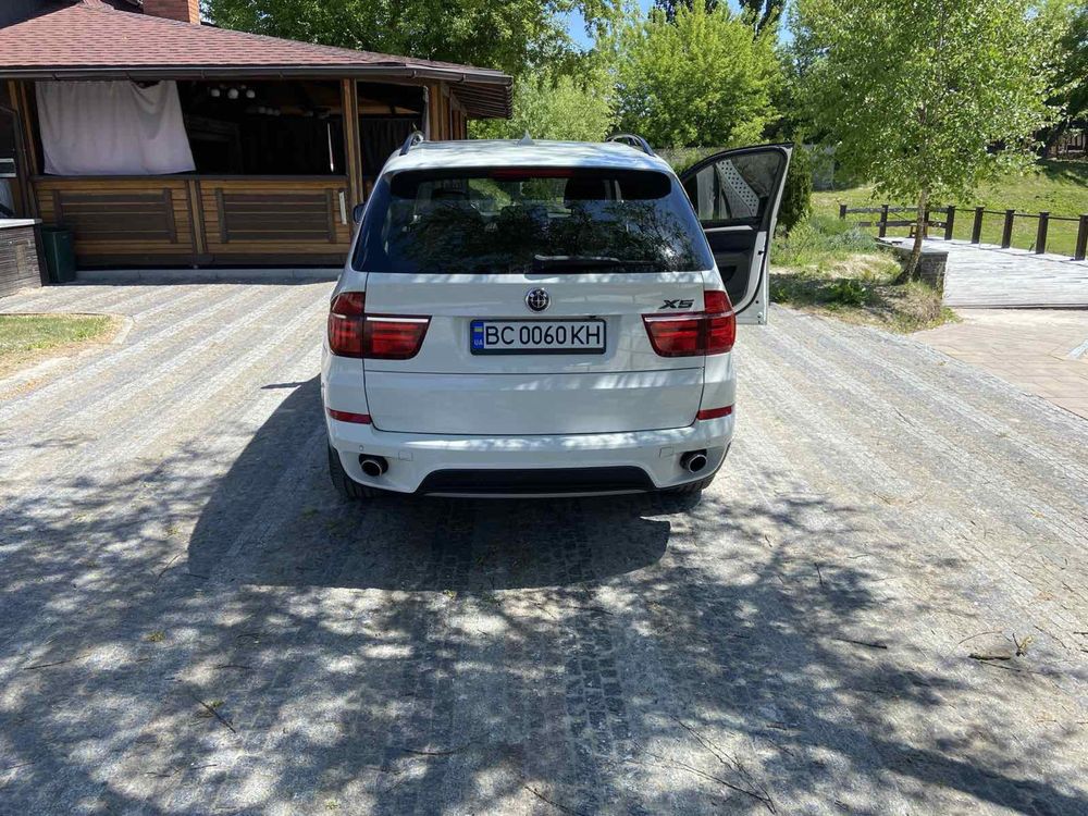 BMW X5 2012 E70 (FL) • 35i АТ (306 к.с.) xDrive • Individual