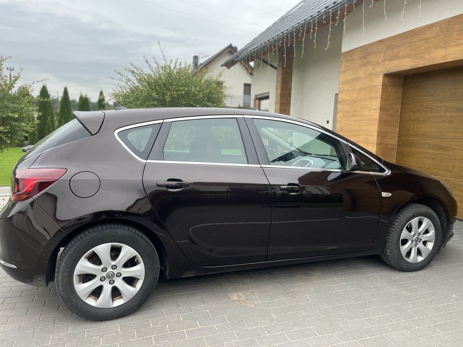 Sprzedam opla astrę z LPG