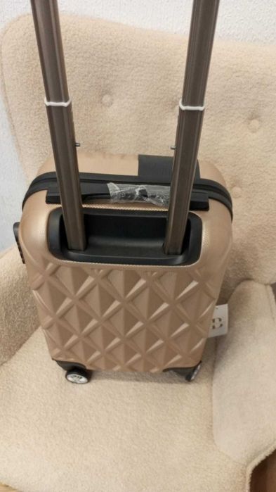 Mala de viagem pequena Nova Nunca usada
