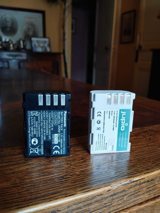 Panasonic Lumix GH5 + Lente 20mm f/1.7 + Acessórios