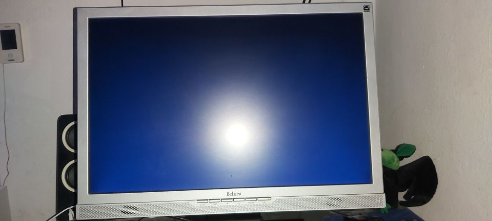 Monitor Belinea 22 całe