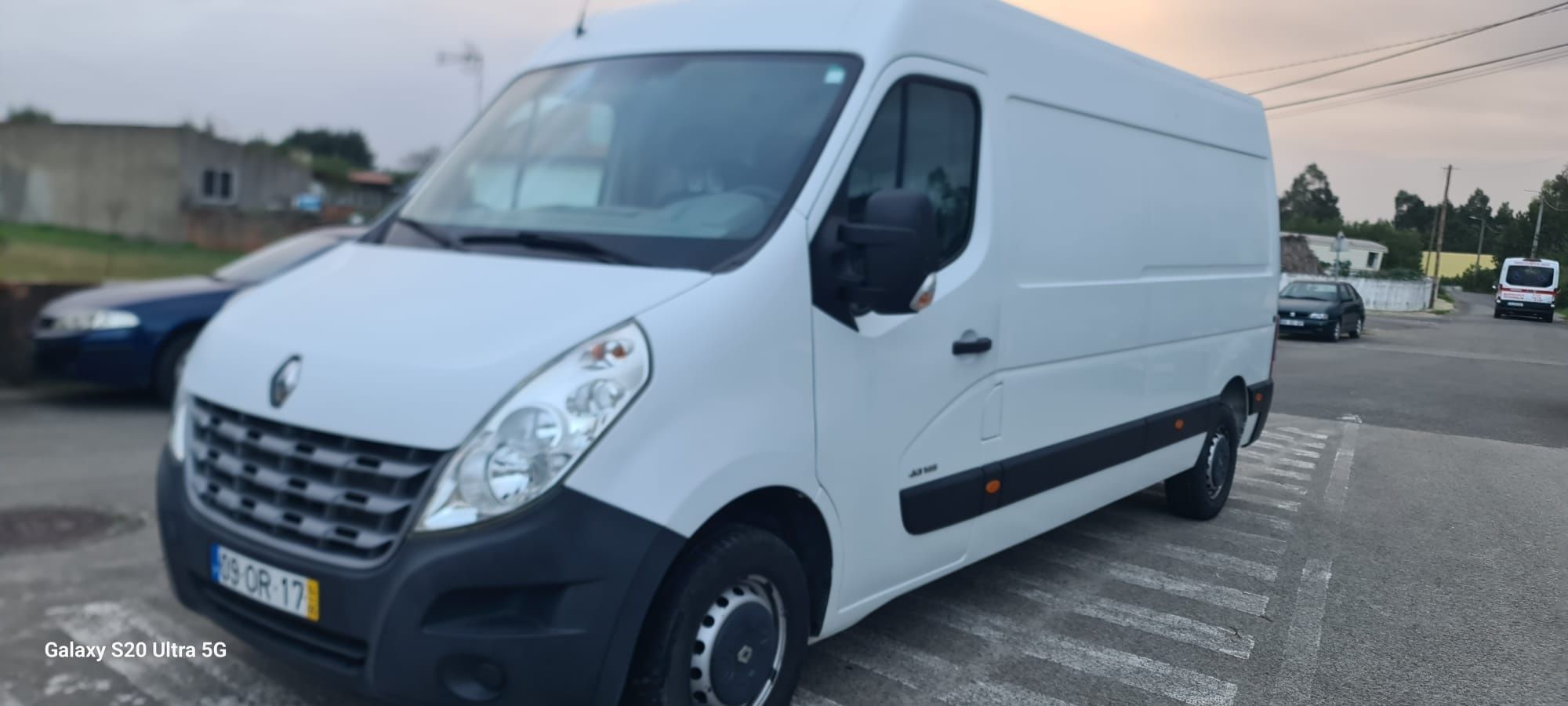 RENAULT Master 2.3