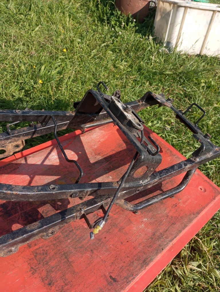 Stelaż Suzuki sv 650 rama subrama ogon tył tylni zadupek R15