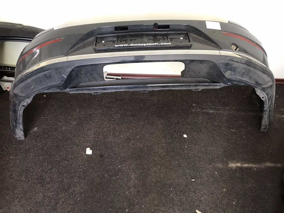 Задний бампер комплектный Цвет LI7F Volkswagen Arteon