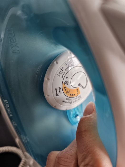 Ferro de engomar a vapor Tefal Prima 15