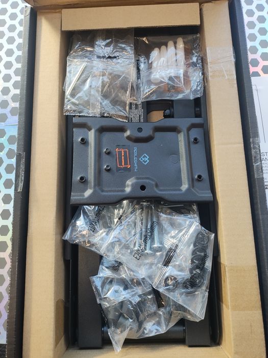 Uchwyt ścienny do telewizora