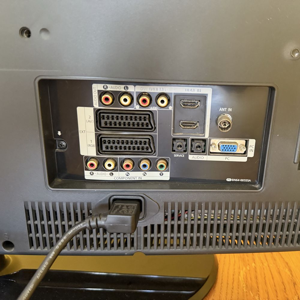 Telewizor 32 cale SAMSUNG LE32S81B + pilot