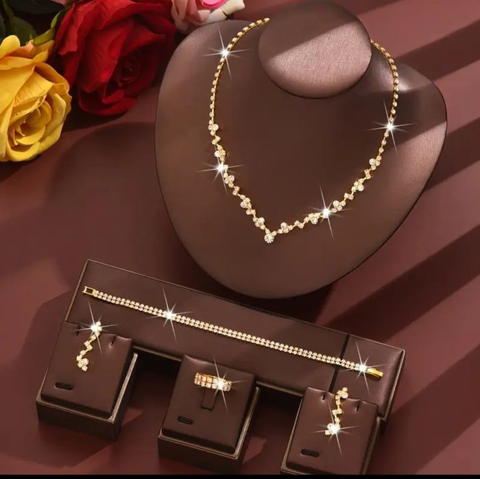 Прикраса набір на шию